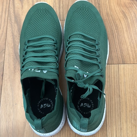 APL men’s running shoe - Picture 3 of 5